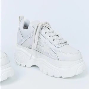 white windsor smith lupe sneaker white